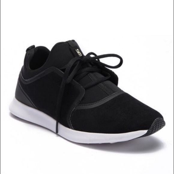 Steve Madden Shoes - Steve Madden Black Sneaker
